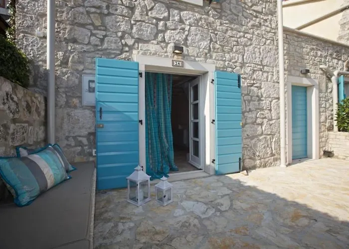 Charming House In Vrsar